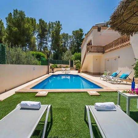 In With Pool * Alcudia (Mallorca)